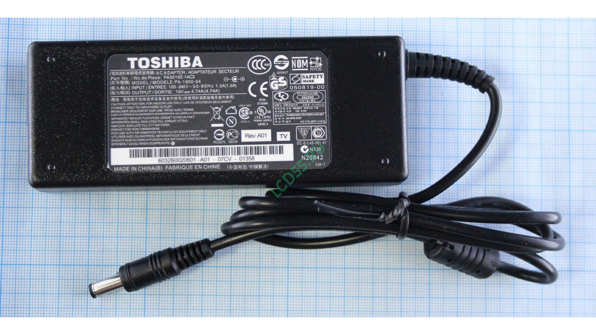 Блок питания Toshiba 19V 4.74A 5.5*2.5 HiCopy