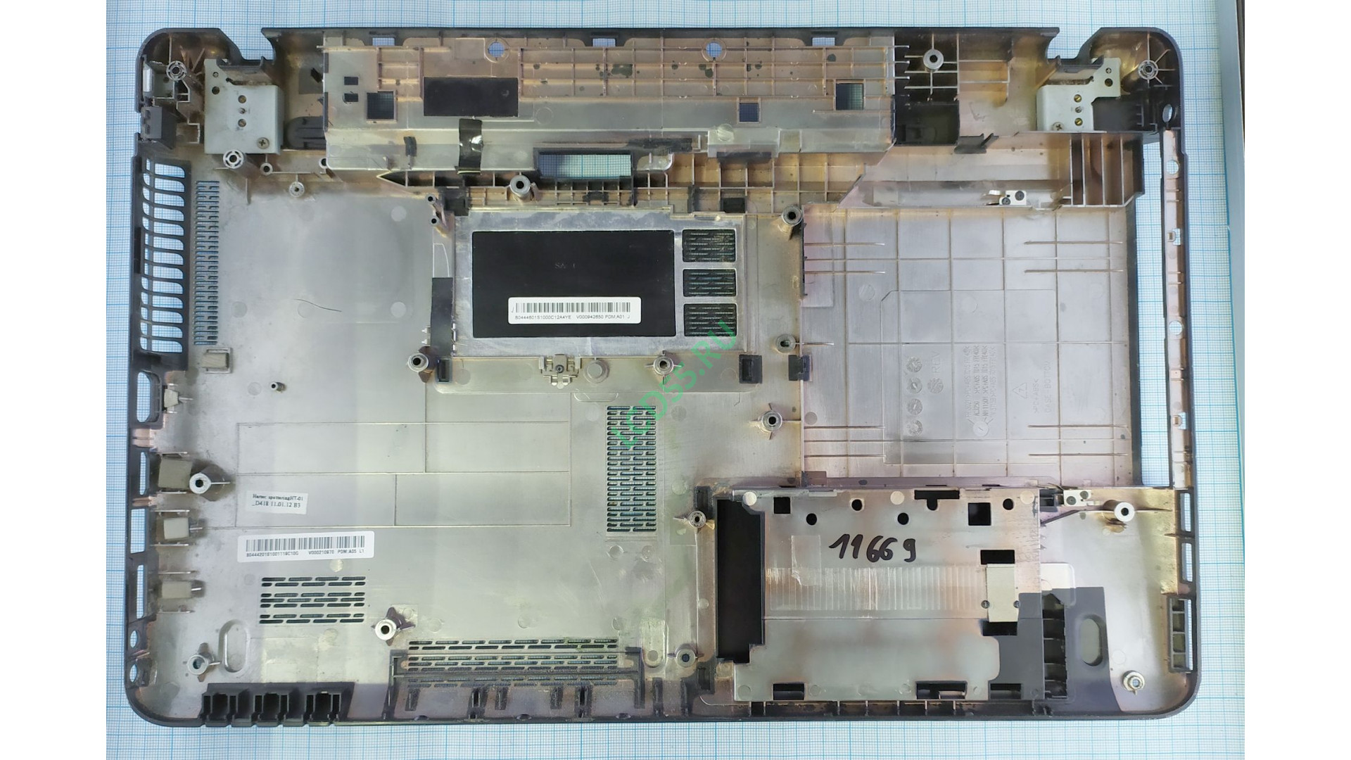 Down Case Toshiba Satellite L650, L650D, L655 б/у