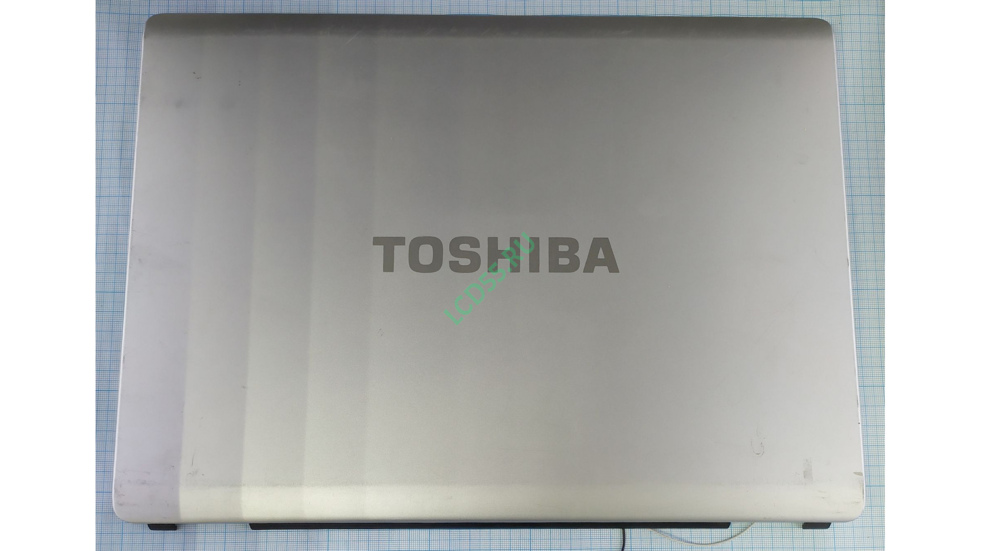 Крышка матрицы Toshiba Satellite L300 б/у